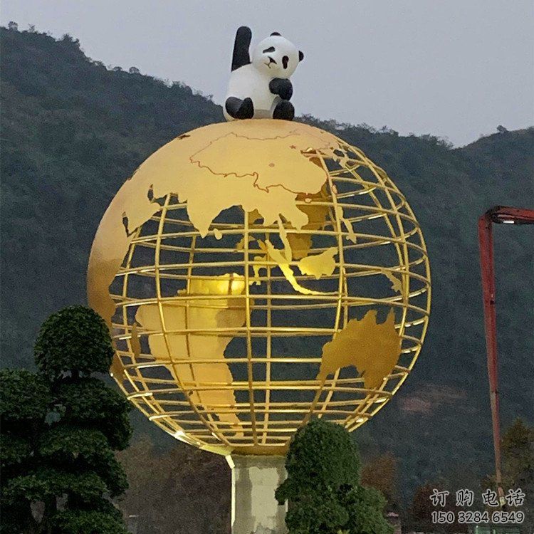 地球儀雕塑 鍍金景觀小品 戶外鏤空地球儀雕塑廠家