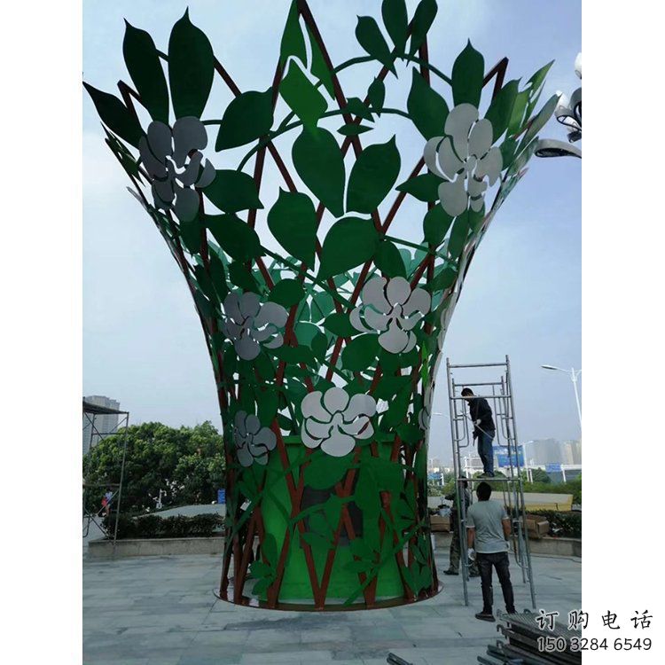樹葉雕塑 鏤空噴漆工藝 戶外大型樹葉雕塑廠家