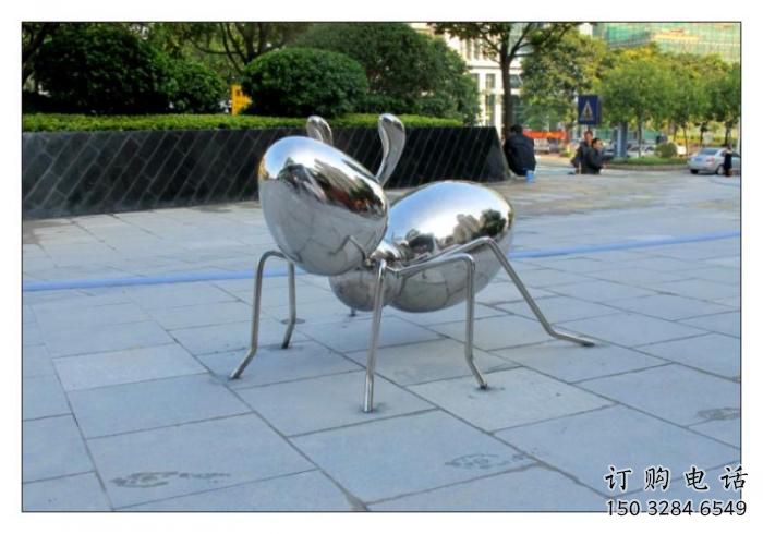 街道螞蟻雕塑廠家 創意村口小品 酒店拉絲螞蟻雕塑