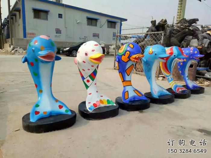 風(fēng)景區(qū)海豚雕塑廠家 中式室內(nèi)擺件 卡通彩繪海豚雕塑