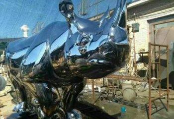 鍛造犀牛雕塑廠家 現代創意擺件 廣場鏡面犀牛雕塑