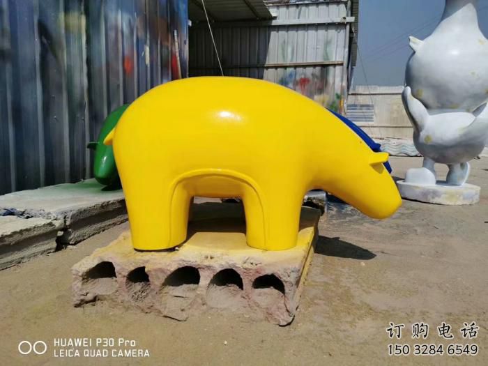 商業街狗熊雕塑廠家 大型廣場擺件 步行街異形狗熊雕塑