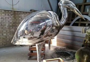 鑄造丹頂鶴雕塑廠家 創(chuàng)意村口小品 村口鏡面丹頂鶴雕塑