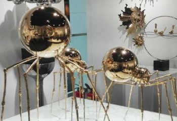 玄關蜘蛛雕塑廠家 創意仿真擺件 酒店賓館電鍍蜘蛛雕塑