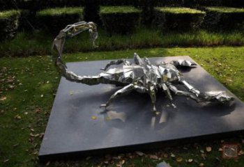 抽象蝎子雕塑廠家 創意戶外擺件 公園噴漆蝎子雕塑