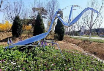 鑄造螳螂雕塑廠家 創意村口小品 村口鏡面螳螂雕塑