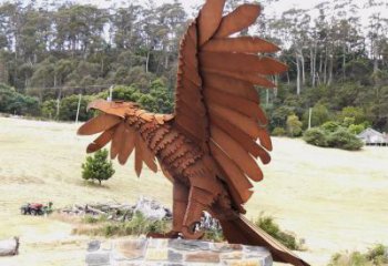 戶外飛鳥雕塑廠家 戶外賓館小品 酒店拉絲飛鳥雕塑