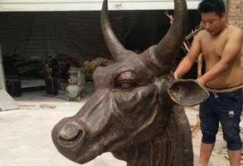 烤漆牛頭雕塑廠家 酒店地產(chǎn)擺件 戶外廣場(chǎng)牛頭雕塑