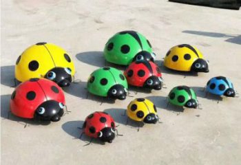 烤漆甲殼蟲(chóng)雕塑廠家 卡通創(chuàng)意擺件 公園噴漆甲殼蟲(chóng)雕塑