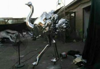 鍛造鴕鳥雕塑廠家 卡通鏡面擺件 廣場現代鴕鳥雕塑