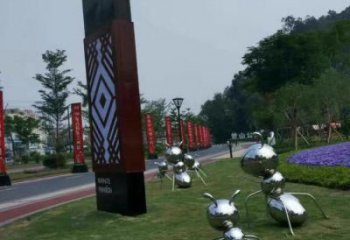 鍛造螞蟻雕塑廠家 抽象鏡面擺件 廣場(chǎng)仿真螞蟻雕塑