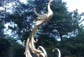 步行街金鳳凰雕塑廠家 創(chuàng)意噴漆擺件 草地抽象金鳳凰雕塑