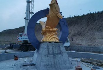 彩繪魚躍龍門雕塑廠家 戶外創意噴漆小品 