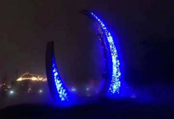 燈光月牙形雕塑廠家 鏤空小品 商業街不銹鋼月牙形雕塑生產