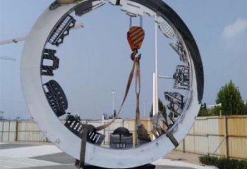 戶外環(huán)形雕塑廠家 鏡面創(chuàng)意小品 大型不銹鋼環(huán)形雕塑生產(chǎn)