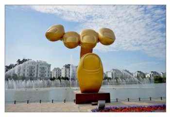 中式拇指雕塑廠家 戶外小品 游樂場不銹鋼拇指雕塑廠