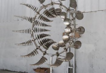 園林風動雕塑廠家 鏡面小品 中式不銹鋼風動雕塑廠