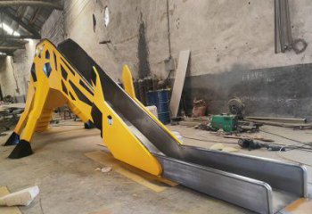 大型滑梯雕塑廠家 抽象卡通小品 公園不銹鋼滑梯雕塑生產