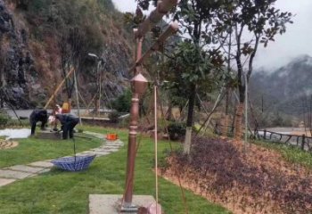 街頭利劍雕塑廠家 大型別墅區(qū)擺件 制作不銹鋼利劍雕塑廠