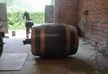 抽象酒桶雕塑廠家 公園廣場小品 戶外酒桶雕塑廠制作