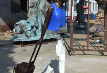 現(xiàn)代女性雕塑廠家 大型別墅區(qū)擺件 創(chuàng)意不銹鋼女性雕塑產(chǎn)品