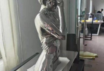 戶外肖像雕塑廠家  鏡面小品  現代不銹鋼肖像雕塑廠