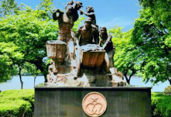 農村擁軍雕塑廠家 草地擺件 烤漆擁軍雕塑制作