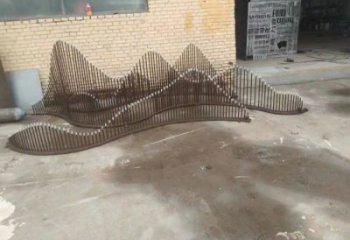 園林假山雕塑,噴漆景觀雕塑,網(wǎng)格形式