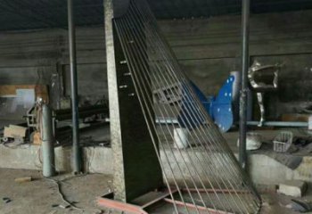 馬頭琴雕塑制造商，小區擺件，不銹鋼馬頭琴雕塑制造商