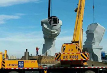 握手雕塑優選，小區擺件，不銹鋼握手雕塑生產商