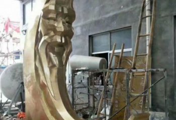 烏蘭察布公園月老雕塑