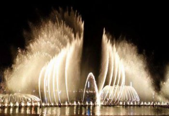 德州水景程控噴泉雕塑,高噴循環噴水方式設計制作