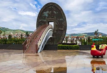 遂寧步行街古幣雕塑