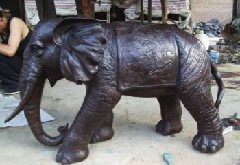 山南庭院大象雕塑定做,廣場雕塑,室外銅大象雕塑提供